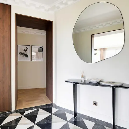 Exceptional Apt Ac- 2bd 6p - Arc De Triomphe *